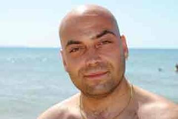 Public Photo of 19g76