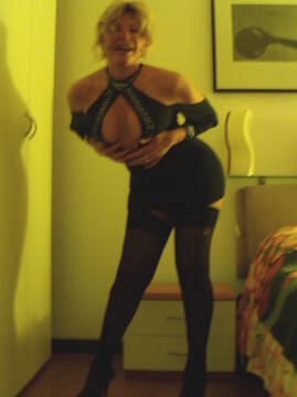 Public Photo of LucreziaBrasil